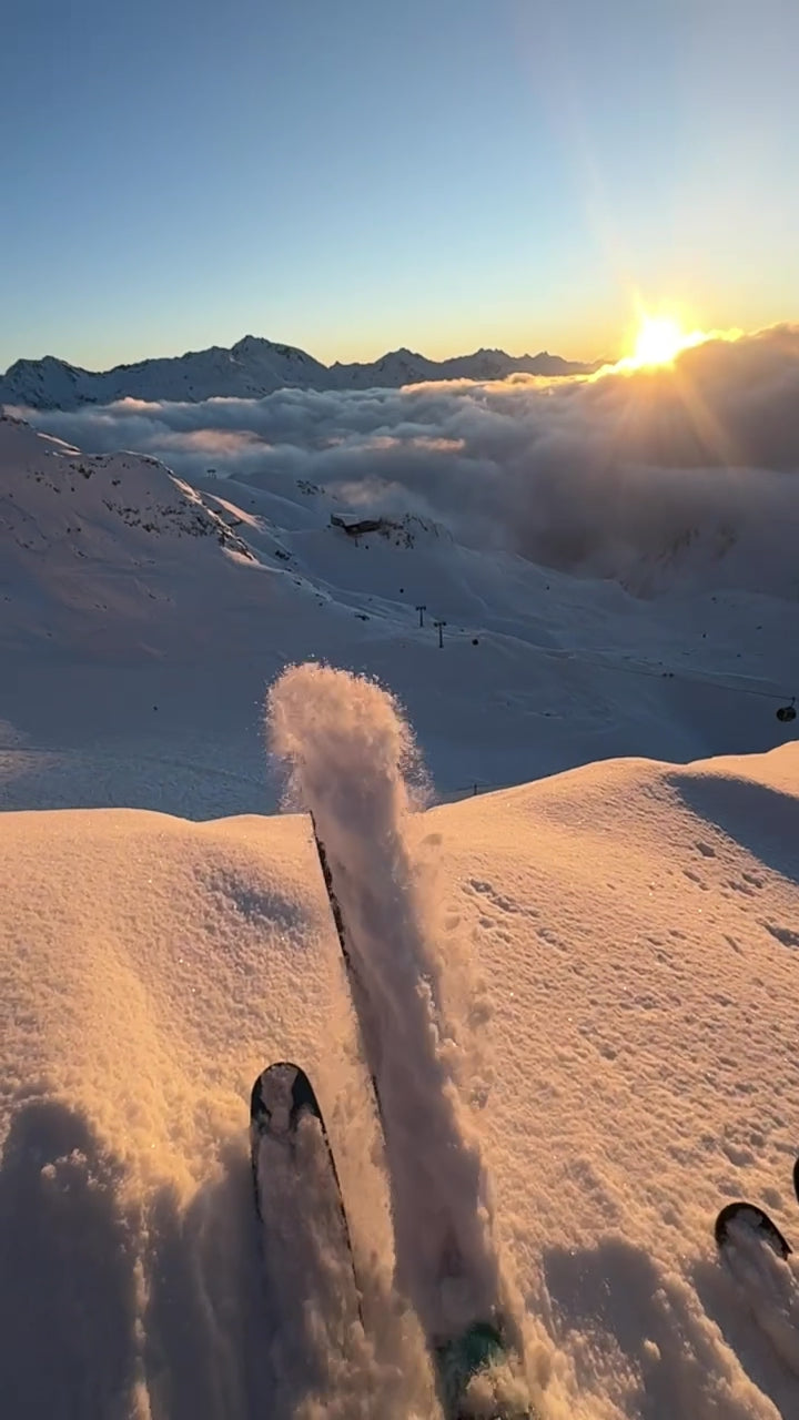Private Ski Guiding in the Arlberg with Mandarin Translation